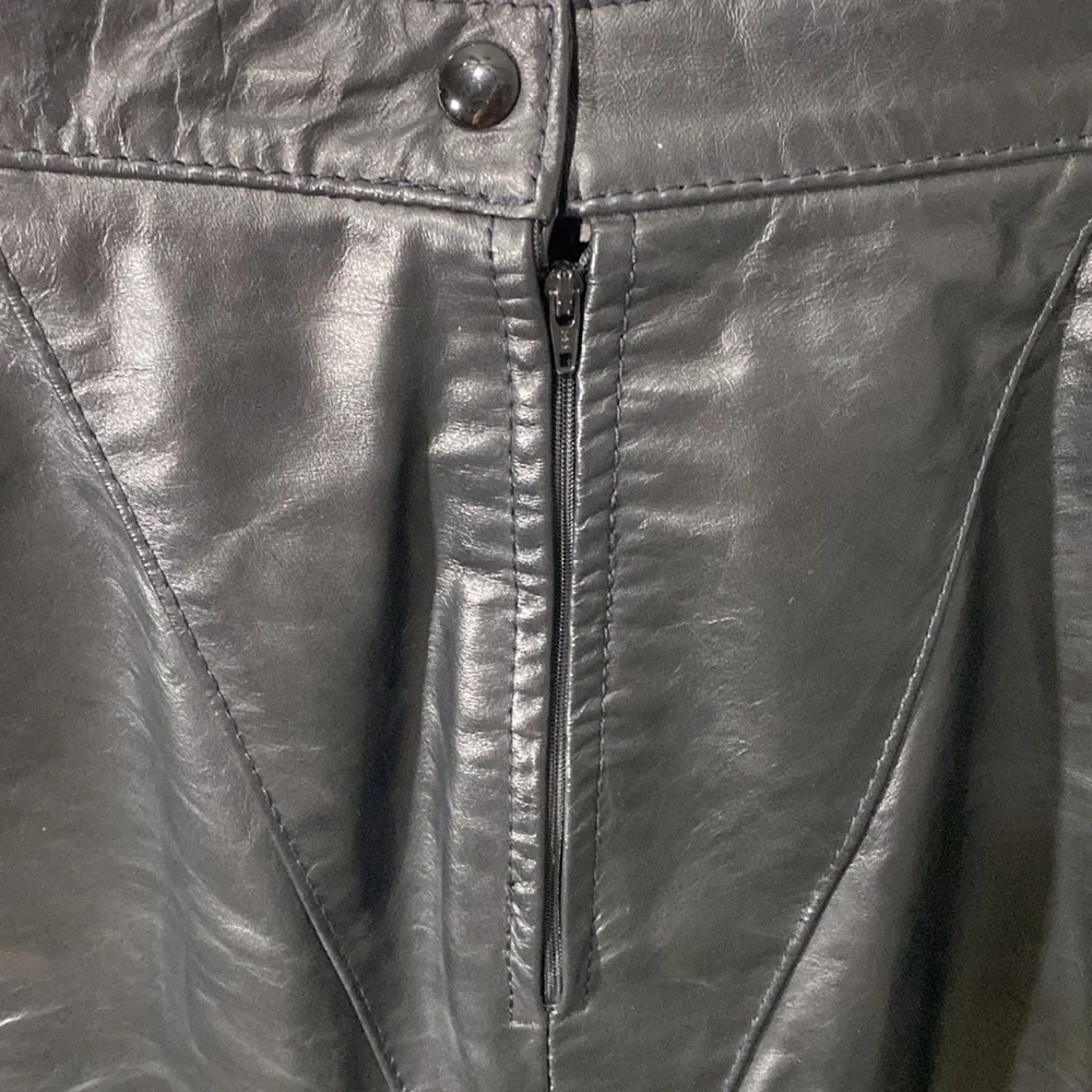 Eureca Vintage Black Leather Skirt High Waist Midi Pencil Skirt Size S/M - Picture 5 of 14